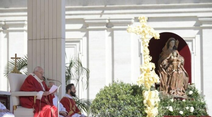 Ucraina, Papa “Con la follia della guerra si torna a crocifiggere Cristo”