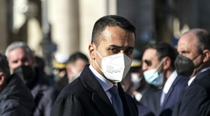 Ucraina, Di Maio “Domani con Draghi in Algeria contro ricatti russi”