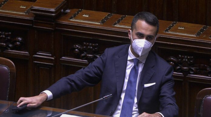 Ucraina, Di Maio: “Aggressione illegale, sia fatta giustizia”