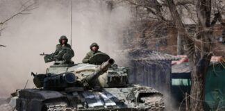 Fiato sospeso per Mariupol, cresce la paura delle armi chimiche