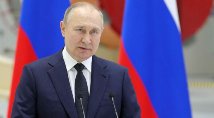 Putin “In Ucraina una tragedia, ma la Russia non aveva scelta”
