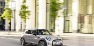 Il Gruppo Bmw dal 2024 userà ruote in alluminio sostenibile