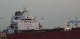 Petroliera affonda in Tunisia, Ghribi “Evitare disastro ambientale”