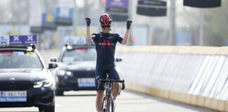 La Parigi-Roubaix a Van Baarle, sul podio Van Aert e Kung