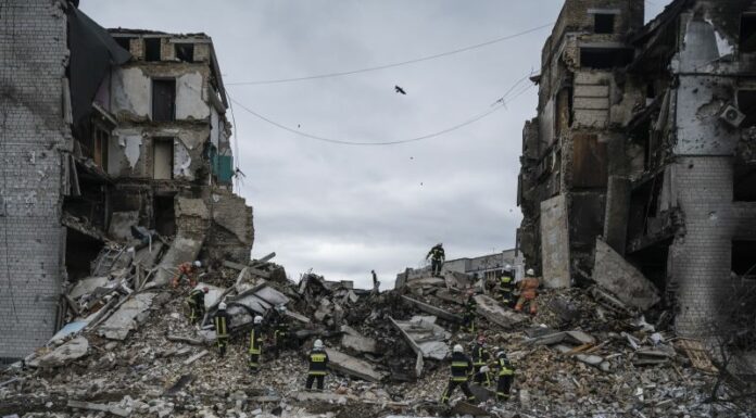 Ucraina, la Russia lancia l’offensiva nel Donbass