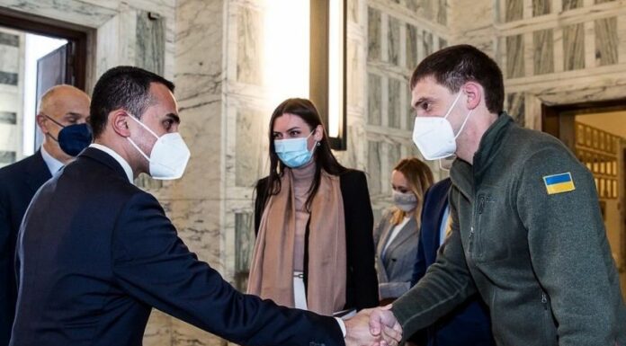 Di Maio incontra il sindaco di Melitopol “Fermare le atrocità”