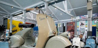 Mostra #VespaSoundsCool per celebrare i 76 anni del celebre scooter