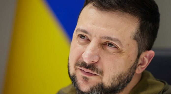Zelensky “La Russia rifiuta la tregua per la Pasqua ortodossa”