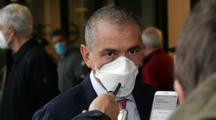 Covid, Costa “Ci sono le condizioni per pensare a un’estate senza restrizioni”