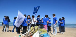 Marevivo, la baia di Peschici ripulita da 2 quintali di rifiuti