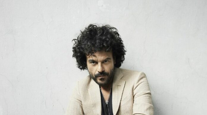 Francesco Renga torna live da luglio con “estate 2022”