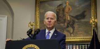 Biden “Continueremo a sostenere l’Ucraina anche con l’invio di armi”