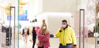 Covid, Costa “Approvato emendamento stop obbligo mascherine al chiuso”