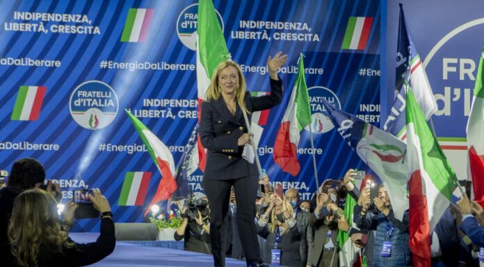 Fdi, Meloni “L’unico padrone che abbiamo è il popolo italiano”