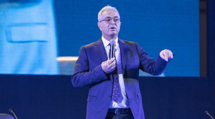 Sileoni “Con Messina completata importante crescita Intesa Sanpaolo”