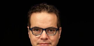 Klaus Davi fa coming out in tv “Da piccolo ero un gay bullo, menavo chi mi aggrediva”