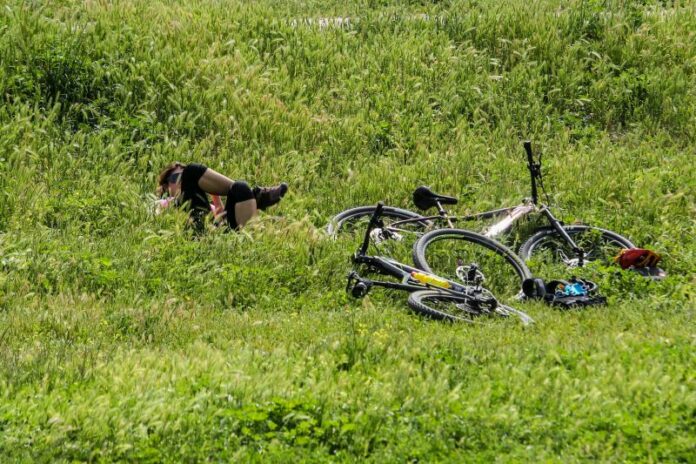 DOMENICA IN ZONA GIALLA CON FOLLA IN CENTRO