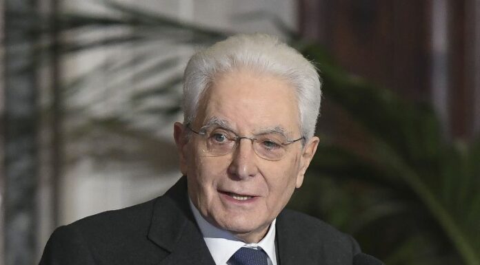 Mattarella “La guerra insensata non metta in discussione i legami in Europa”