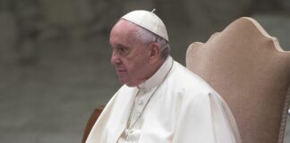 Papa “Putin non si ferma, voglio incontrarlo a Mosca”