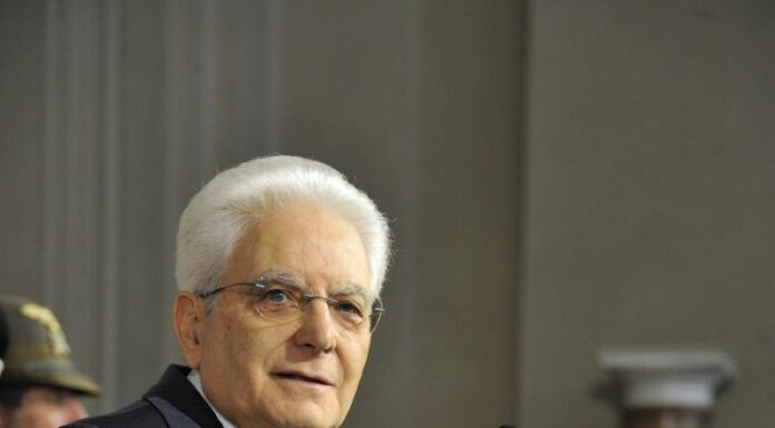 Esercito, Mattarella “La politica di difesa dell’Italia ha per vocazione la pace”