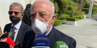 Porti, De Luca “A Napoli persi 5 anni ma ora rilancio investimenti”