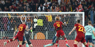 Roma in finale di Conference League, 1-0 al Leicester