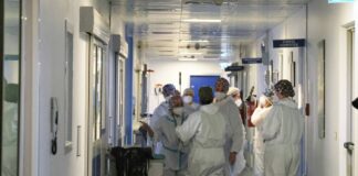 Covid, 43.947 nuovi casi e 125 decessi in 24 ore