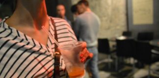 Solo lo 0,1% delle donne italiane beve alcol durante la gravidanza