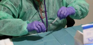 Covid, 56.015 i nuovi positivi, 158 le vittime nelle ultime 24 ore