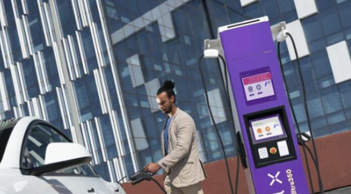 Accordo tra Enel X Way e Q8 per diffusione della mobilità elettrica
