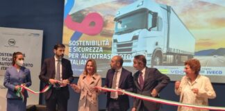 In Fiera Milano taglio del nastro per Transpotec Logitec