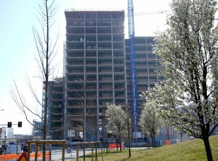Cantiere,lavori edili, Edilizia , progetto abitativo hausing Bisceglie