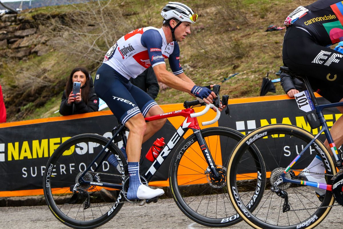 Ciccone vince la 15^ tappa del Giro, Carapaz resta leader