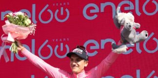 Buitrago vince la 17^ tappa del Giro, Carapaz resta in rosa