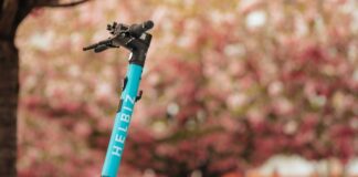 Helbiz official partner di Piazza di Siena per la Green Economy