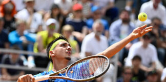 Sinner e Sonego al 3° turno del Roland Garros, Cecchinato out