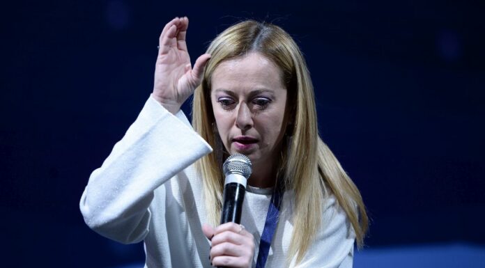 Ucraina, Meloni “Potenziare la nostra capacità di produzione”