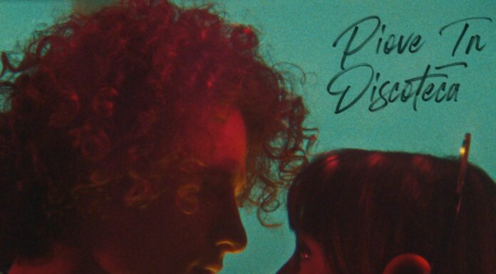 Tommaso Paradiso, esce il nuovo singolo “Piove in discoteca”