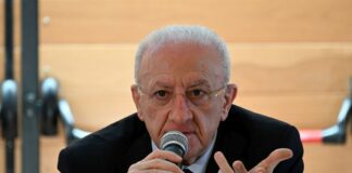 De Luca “In 2 anni in Campania autonomia del ciclo dei rifiuti”