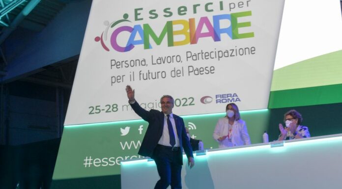 Cisl, Sbarra rieletto segretario generale