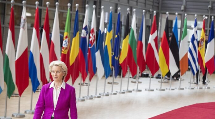 Consiglio europeo, trovato compromesso su embargo petrolio