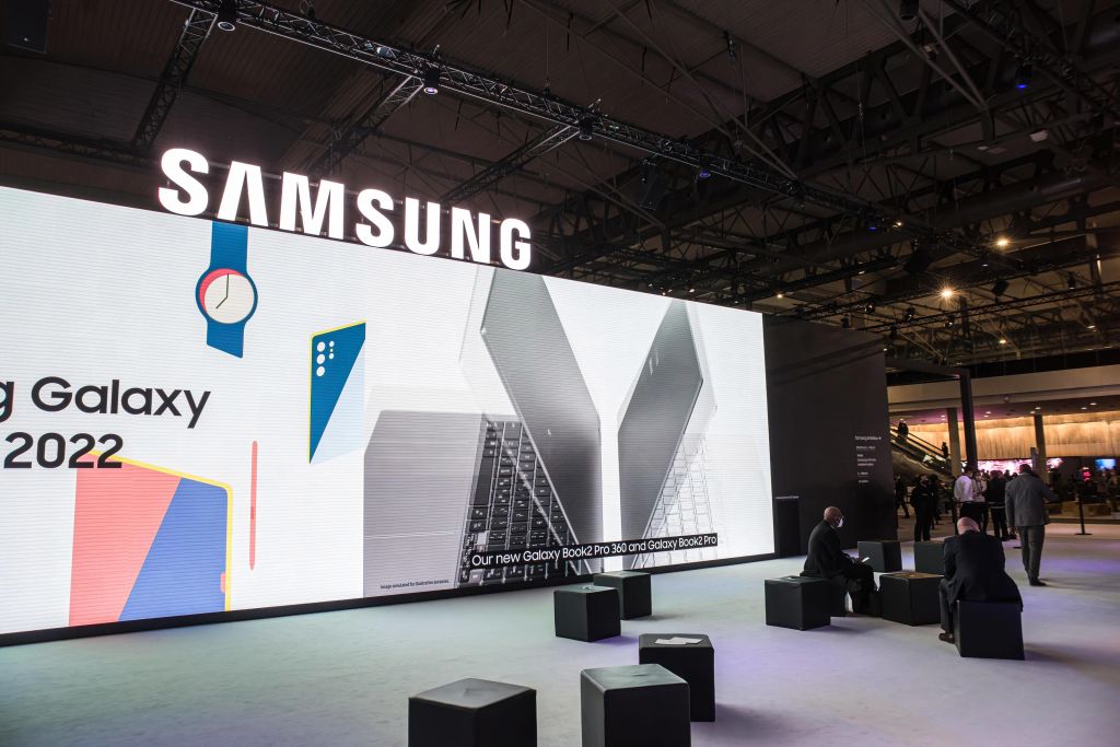 Samsung taglia la produzione di telefoni per il 2022