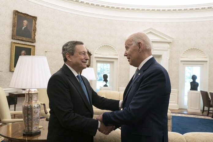 Washington il primo ministro italiano Mario Draghi incontra il il presidente degli Sati Uniti Joe Biden