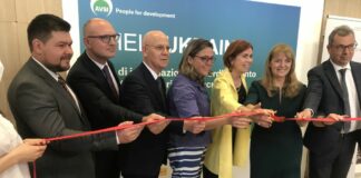 Ucraina, inaugurato hub accoglienza in ex filiale Unicredit di Milano