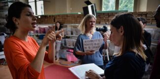 Sardegna, ok al testo di legge sulla lingua dei segni