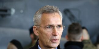 La Nato “Non accetteremo mai l’annessione della Crimea”. Da Mosca nuove accuse agli Usa