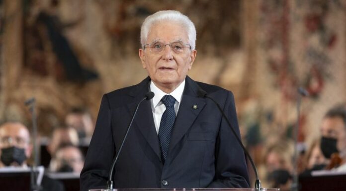 Ucraina, Mattarella “Italia impegnata per vie di uscita da conflitto”