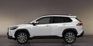 Nuova Toyota Corolla Cross prenotabile online