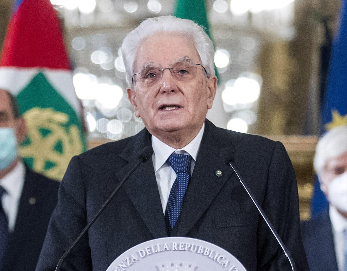 Ucraina, Mattarella “Guerra scellerata danneggia anche l’ambiente”