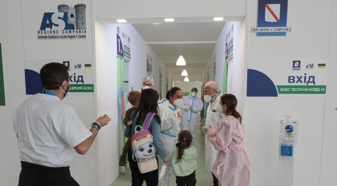 Covid, 22.361 nuovi positivi, 80 vittime, calano i ricoveri